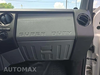 2016 Ford Super Duty F-550 Cab Chassis XL Regular Cab DRW - miniatura 13
