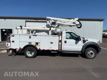 2016 Ford Super Duty F-550 Cab Chassis XL Regular Cab DRW - miniatura 11