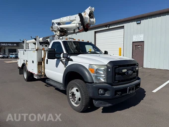 2016 Ford Super Duty F-550 Cab Chassis XL Regular Cab DRW - miniatura 16