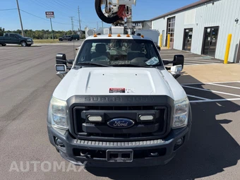 2016 Ford Super Duty F-550 Cab Chassis XL Regular Cab DRW - miniatura 17