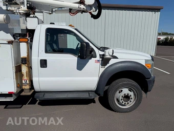 2016 Ford Super Duty F-550 Cab Chassis XL Regular Cab DRW - miniatura 21