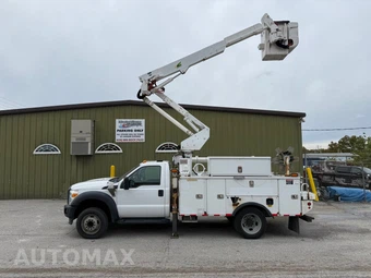 2016 Ford Super Duty F-550 Cab Chassis XL Regular Cab DRW - miniatura 3