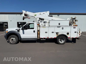 2016 Ford Super Duty F-550 Cab Chassis XL Regular Cab DRW - miniatura 6
