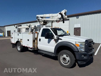 2016 Ford Super Duty F-550 Cab Chassis XL Regular Cab DRW - miniatura 9