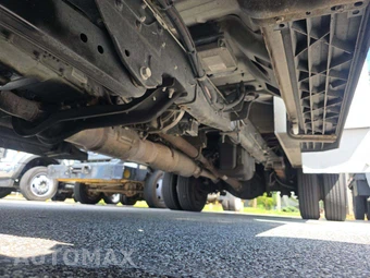 2016 Ford Super Duty F-550 Cab Chassis XL Regular Cab DRW - miniatura 7