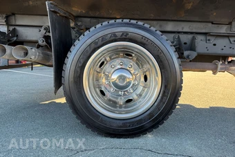 2016 Ford Super Duty F-550 Cab Chassis XL Regular Cab DRW - miniatura 23