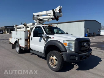 2016 Ford Super Duty F-550 Cab Chassis XL Regular Cab DRW - miniatura 11