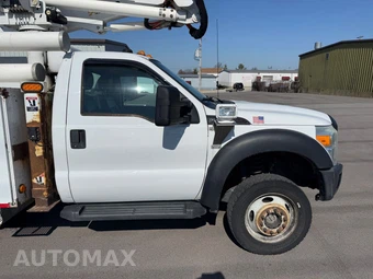2016 Ford Super Duty F-550 Cab Chassis XL Regular Cab DRW - miniatura 17