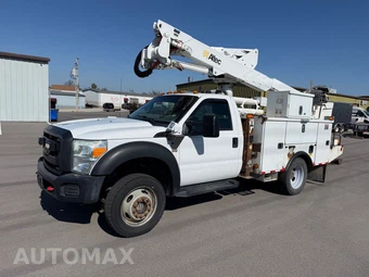 2016 Ford Super Duty F-550 Cab Chassis XL Regular Cab DRW - miniatura 2