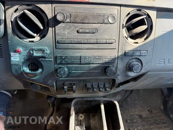 2016 Ford Super Duty F-550 Cab Chassis XL Regular Cab DRW - miniatura 25