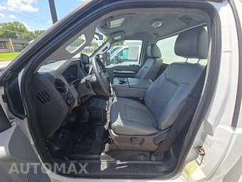 2016 Ford Super Duty F-550 Cab Chassis XL Regular Cab DRW - miniatura 6
