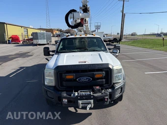 2016 Ford Super Duty F-550 Cab Chassis XL Regular Cab DRW - miniatura 12
