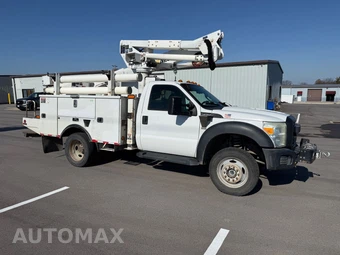 2016 Ford Super Duty F-550 Cab Chassis XL Regular Cab DRW - miniatura 8