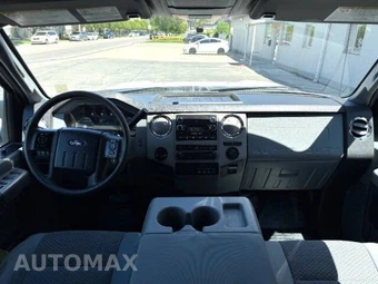 2016 Ford Super Duty F-550 Cab Chassis XLT Crew Cab DRW - miniatura 31