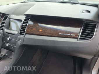 2016 Ford Taurus Limited – miniatura 16