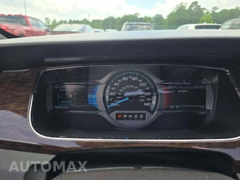 2016 Ford Taurus Limited – miniatura 5