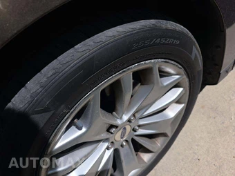 2016 Ford Taurus Limited - miniatura 25