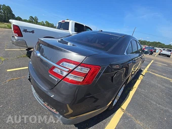2016 Ford Taurus SE – miniatura 4