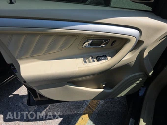 2016 Ford Taurus SEL - miniatura 9