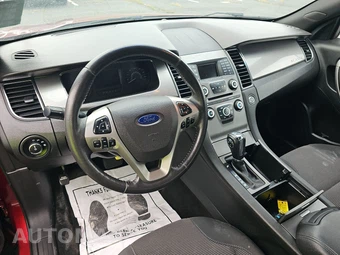 2016 Ford Taurus SEL – miniatura 11