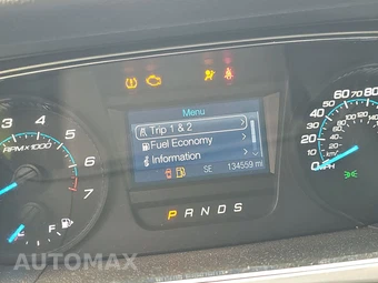 2016 Ford Taurus SEL – miniatura 12