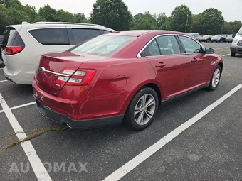 2016 Ford Taurus SEL – miniatura 4