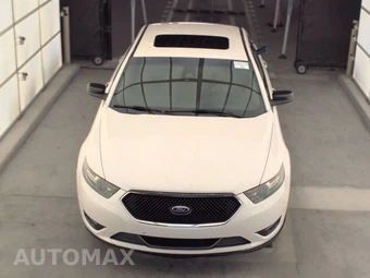 2016 Ford Taurus SHO - miniatura 2