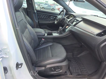2016 Ford Taurus SHO - miniatura 8