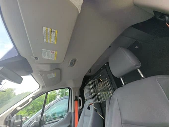 2016 Ford Transit 150 Cargo Van w/RH Sliding Door Low Roof 130.0" WB - miniatura 13