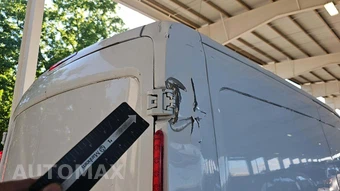 2016 Ford Transit 150 Cargo Van w/RH Sliding Door Medium Roof 148.0" WB - miniatura 27