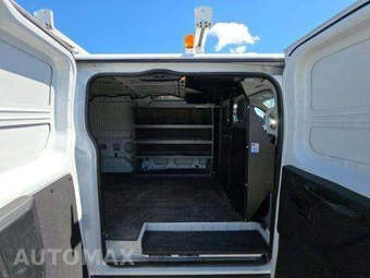 2016 Ford Transit 150 Cargo Van w/RH Swing-Out Doors Low Roof 130.0" WB - miniatura 16