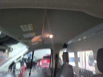 2016 Ford Transit 150 Cargo Van w/RH Swing-Out Doors Low Roof 130.0" WB - miniatura 11