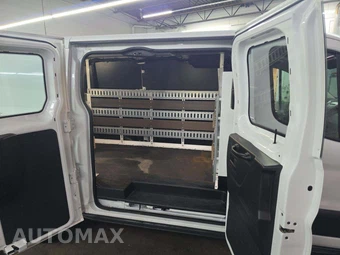 2016 Ford Transit 150 Cargo Van w/RH Swing-Out Doors Low Roof 130.0" WB - miniatura 15