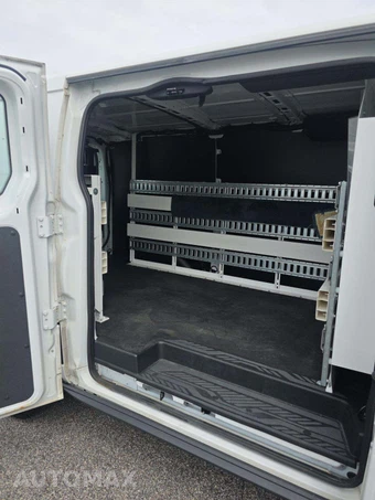 2016 Ford Transit 150 Cargo Van w/RH Swing-Out Doors Low Roof 130.0" WB - miniatura 14