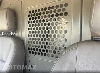 2016 Ford Transit 150 Cargo Van w/RH Swing-Out Doors Low Roof 130.0" WB - miniatura 15
