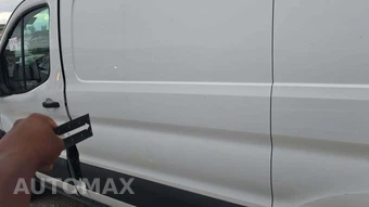2016 Ford Transit 150 Cargo Van w/RH Swing-Out Doors Low Roof 130.0" WB - miniatura 26