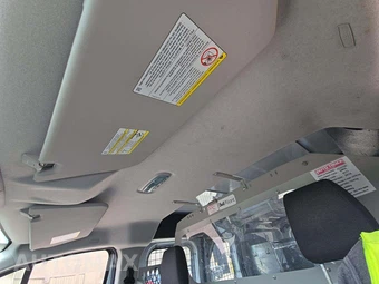 2016 Ford Transit 150 Cargo Van w/RH Swing-Out Doors Low Roof - miniatura 8