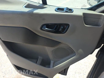 2016 Ford Transit 150 Passenger Wagon XLT w/RH Swing-Out Doors Low Roof 130.0" WB - miniatura 9