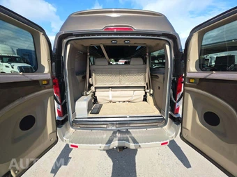 2016 Ford Transit 150 Passenger Wagon XLT w/RH Swing-Out Doors Low Roof 130.0" WB - miniatura 15