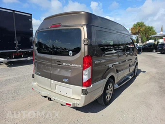 2016 Ford Transit 150 Passenger Wagon XLT w/RH Swing-Out Doors Low Roof 130.0" WB - miniatura 3