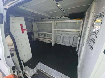 2016 Ford Transit 250 Cargo Van w/RH Sliding Door Low Roof 130.0" WB - miniatura 15
