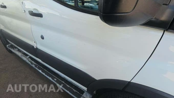 2016 Ford Transit 250 Cargo Van w/RH Swing-Out Doors Low Roof 130.0" WB - miniatura 28