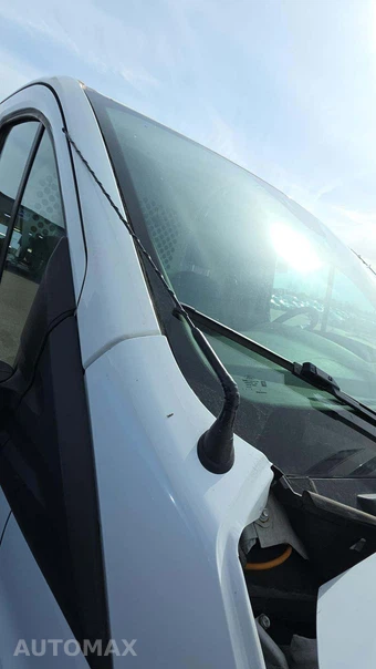 2016 Ford Transit 250 Cargo Van w/RH Swing-Out Doors Low Roof 130.0" WB - miniatura 35