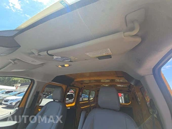 2016 Ford Transit 250 Cargo Van w/RH Swing-Out Doors Low Roof 148.0" WB - miniatura 11