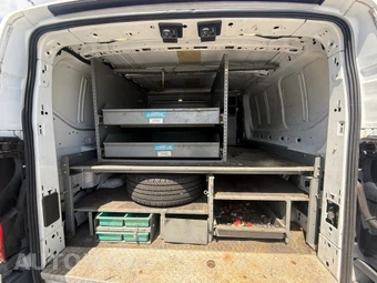 2016 Ford Transit 350 Cargo Van w/RH Sliding Door Low Roof 148.0" WB - miniatura 9