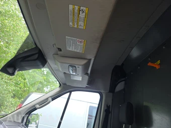 2016 Ford Transit 350 Cargo Van w/RH Sliding Door Medium Roof 148.0" WB - miniatura 17