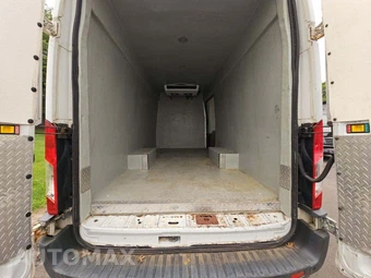 2016 Ford Transit 350 HD Cargo Van w/RH Sliding Door 10360 GVWR DRW High Roof 148.0" WB - miniatura 13