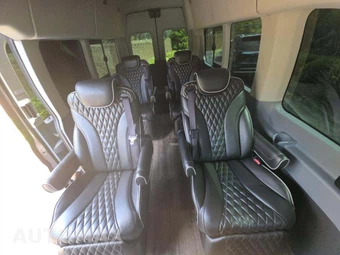 2016 Ford Transit 350 HD Passenger Wagon XLT DRW High Roof 148.0" WB - miniatura 13