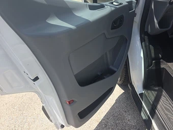 2016 Ford Transit 350 Passenger Wagon XL w/RH Sliding Door Medium Roof 148.0" WB - miniatura 9