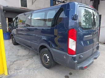 2016 Ford Transit 350 Passenger Wagon XL w/RH Swing-Out Doors Low Roof 148.0" WB - miniatura 2